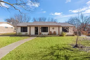 102 N Valley St, Red Oak, TX 75154 - Photo 1