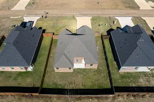 1020 Springview Ln, Mabank, TX 75147 - Photo 11