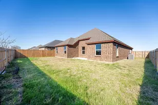 1020 Springview Ln, Mabank, TX 75147 - Photo 35