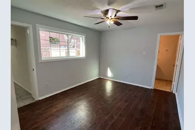 1020 Vera Court, Irving, TX 75060 - Photo 5