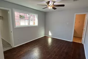 1020 Vera Ct, Irving, TX 75060 - Photo 5