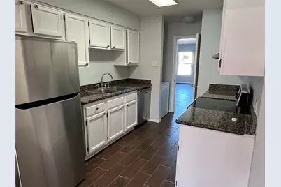 1020 Vera Court, Irving, TX 75060 - Photo 3