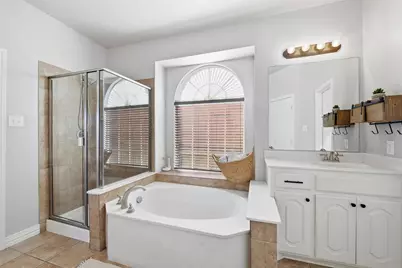 1217 Black Hawk Drive, Fort Worth, TX 76052 - Photo 23