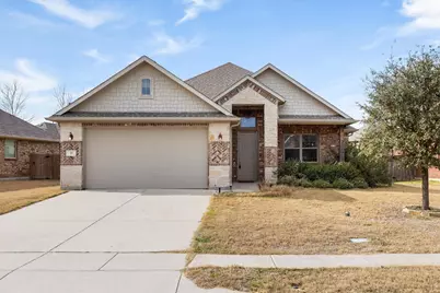 11 Pleasant Valley, Sanger, TX 76266 - Photo 1