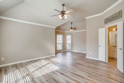 8205 Painted Tree Trail, Fort Worth, TX 76131 - Photo 7