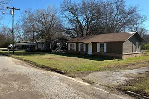 1304/1306 West End Ave, Clarksville, TX 75426 - Photo 29