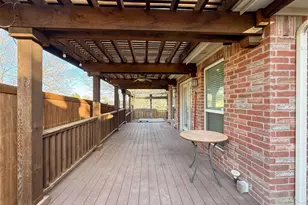 2721 E Wentwood Dr, Carrollton, TX 75007 - Photo 21