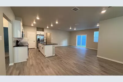 732 16th Street #30, Argyle, TX 76226 - Photo 3