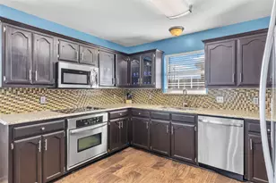 505 Highland Oaks Dr, Greenville, TX 75402 - Photo 11