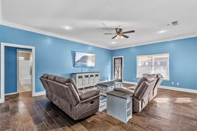 505 Highland Oaks Drive, Greenville, TX 75402 - Photo 5