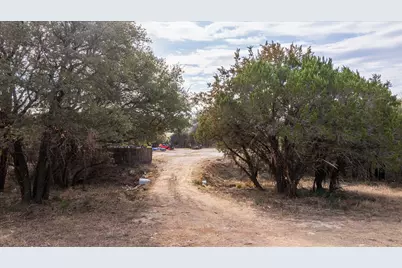 5015 Elms Court, Granbury, TX 76049 - Photo 9