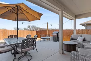 1377 Dillard Creek Dr, Justin, TX 76247 - Photo 27