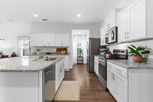 1377 Dillard Creek Dr, Justin, TX 76247 - Photo 9