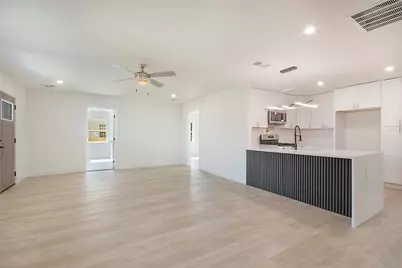 2017 Village Way, Dallas, TX 75216 - Photo 5