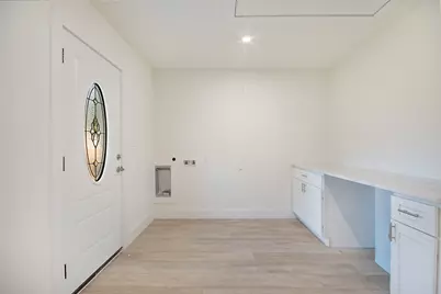 2017 Village Way, Dallas, TX 75216 - Photo 9