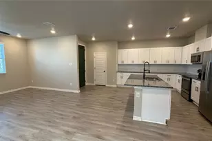 709 16th St, Argyle, TX 76226 - Photo 5