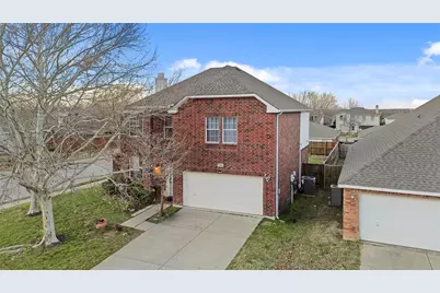 5332 Comanche Wells Drive, McKinney, TX 75071 - Photo 3