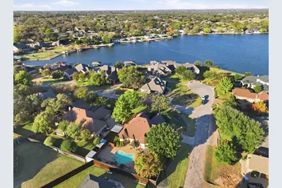 3724 Cove Timber Avenue, Granbury, TX 76049 - Photo 37