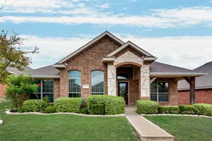 204 Dancing Light Ln, Red Oak, TX 75154 - Photo 1