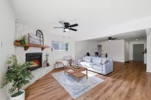 1223 Venus St, Cedar Hill, TX 75104 - Photo 9