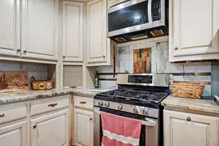 1613 St James Dr, Carrollton, TX 75007 - Photo 11