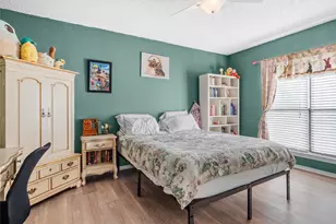 1613 St James Dr, Carrollton, TX 75007 - Photo 17