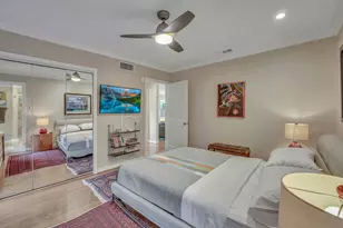 9964 Mixon Dr, Dallas, TX 75220 - Photo 15