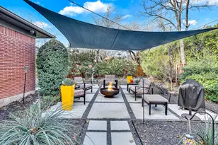 9964 Mixon Dr, Dallas, TX 75220 - Photo 27