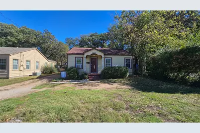 2620 N Elm Street, Denton, TX 76201 - Photo 1