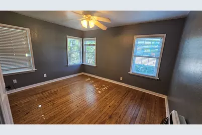 2620 N Elm Street, Denton, TX 76201 - Photo 25