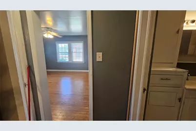 2620 N Elm Street, Denton, TX 76201 - Photo 21