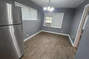 2620 N Elm St, Denton, TX 76201 - Photo 13