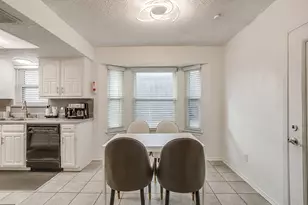 1906 Ola Ln, Grand Prairie, TX 75050 - Photo 15