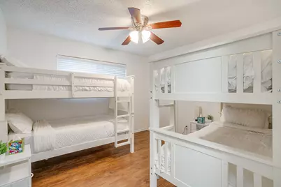 1906 Ola Lane, Grand Prairie, TX 75050 - Photo 27