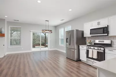 285 N Sherman Avenue, Van Alstyne, TX 75495 - Photo 13