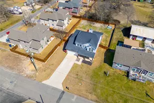 285 N Sherman Ave, Van Alstyne, TX 75495 - Photo 39