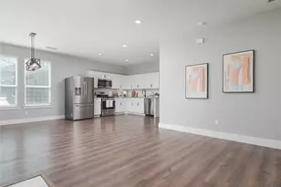 285 N Sherman Ave, Van Alstyne, TX 75495 - Photo 17