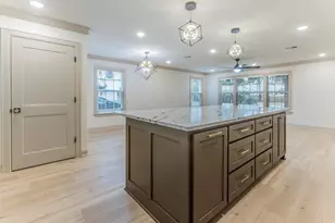 804 N 43rd St, Waco, TX 76710 - Photo 11