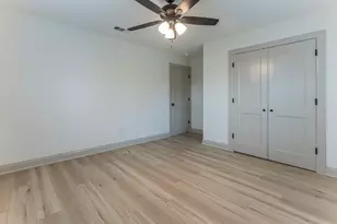 804 N 43rd St, Waco, TX 76710 - Photo 13