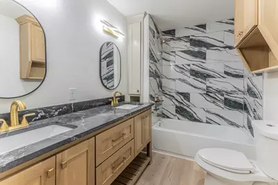 804 N 43rd Street, Waco, TX 76710 - Photo 15