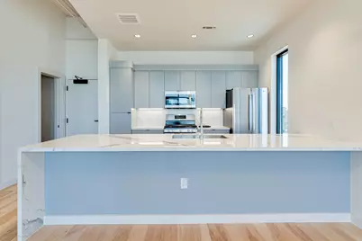 1023 Lipscomb Street #302, Fort Worth, TX 76104 - Photo 9