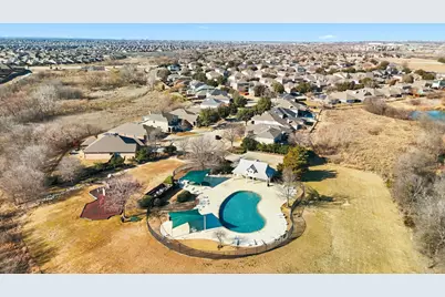 9121 Liberty Crossing Drive, Fort Worth, TX 76131 - Photo 23