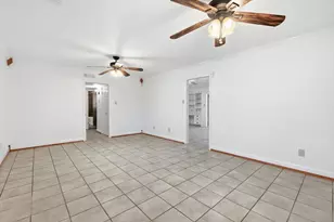 1809 Toplea Dr, Euless, TX 76040 - Photo 13