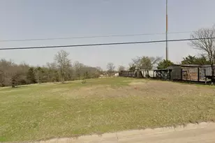 1213 Lyndon Ave, DeSoto, TX 75115 - Photo 1