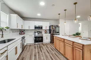 2416 Big Spring Dr, Fort Worth, TX 76120 - Photo 13