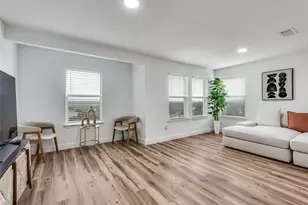 2416 Big Spring Dr, Fort Worth, TX 76120 - Photo 19