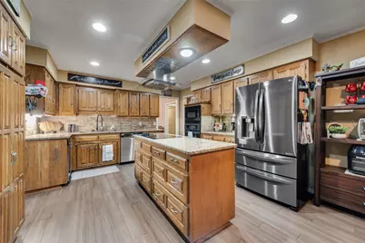 4505 Huntwick Boulevard, Arlington, TX 76016 - Photo 13