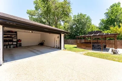 3200 Hilltop Lane, Plano, TX 75075 - Photo 29
