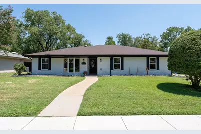 3200 Hilltop Lane, Plano, TX 75075 - Photo 3