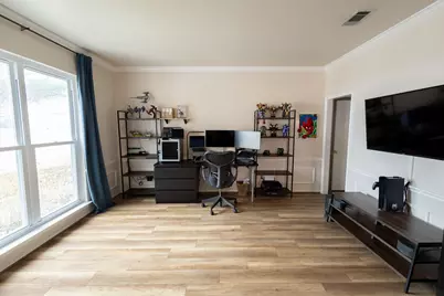 1212 Ashbrook Drive, Grand Prairie, TX 75052 - Photo 13